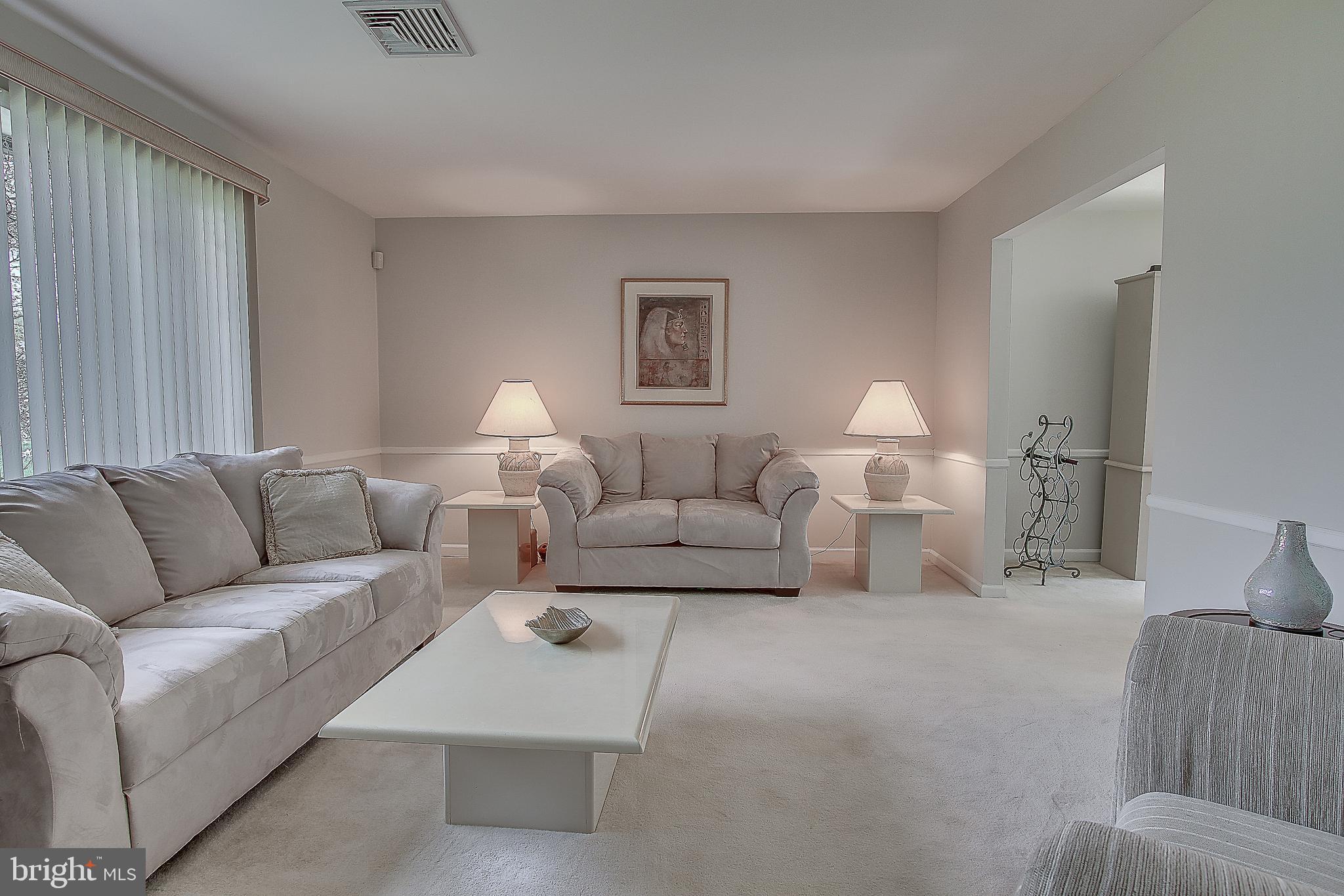 1103 Lavera Road Warminster, PA 18974 - Photo 5 of 35 Gallery Image 5
