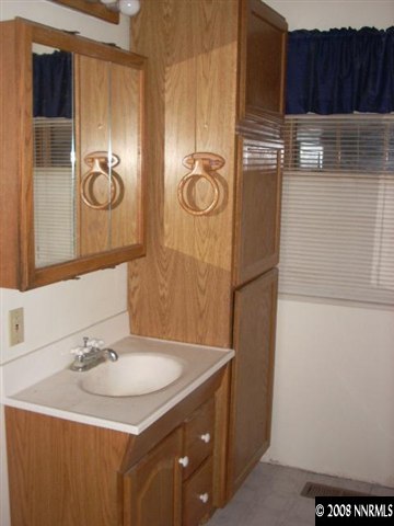7935 Leather Lane Reno, NV 89506 - Photo 5 of 9 Photo 5