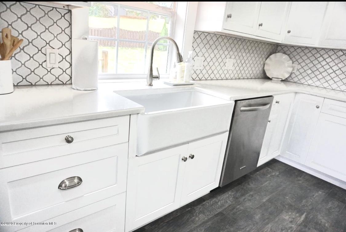 914 North Abington Road Clarks Summit, PA 18411 - Photo 16 of 41 Gallery Image 16