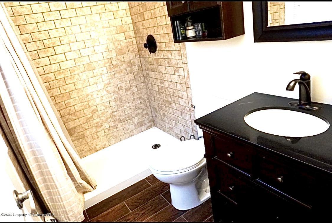 914 North Abington Road Clarks Summit, PA 18411 - Photo 28 of 41 Gallery Image 28