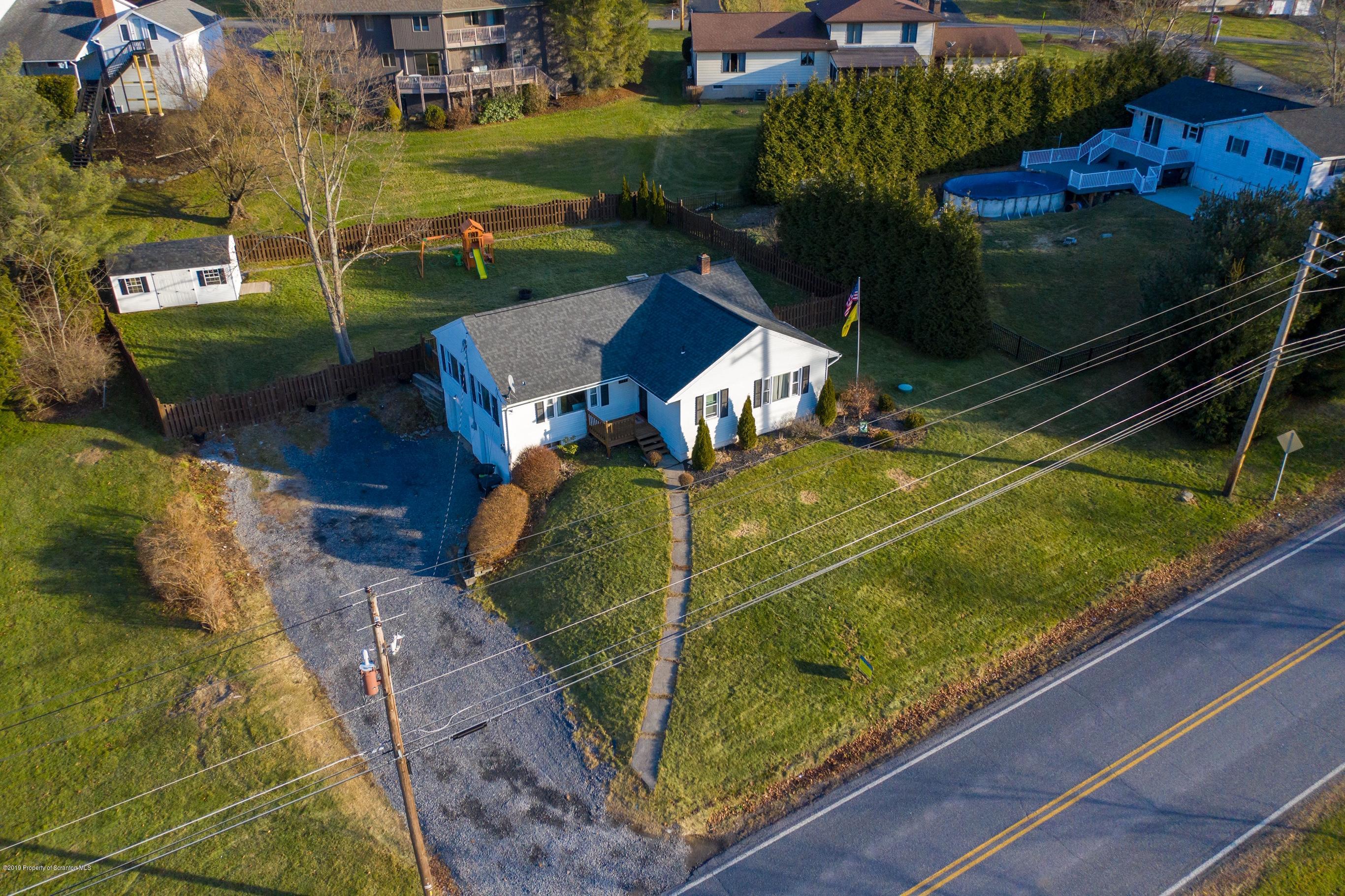 914 North Abington Road Clarks Summit, PA 18411 - Photo 5 of 41 Gallery Image 5
