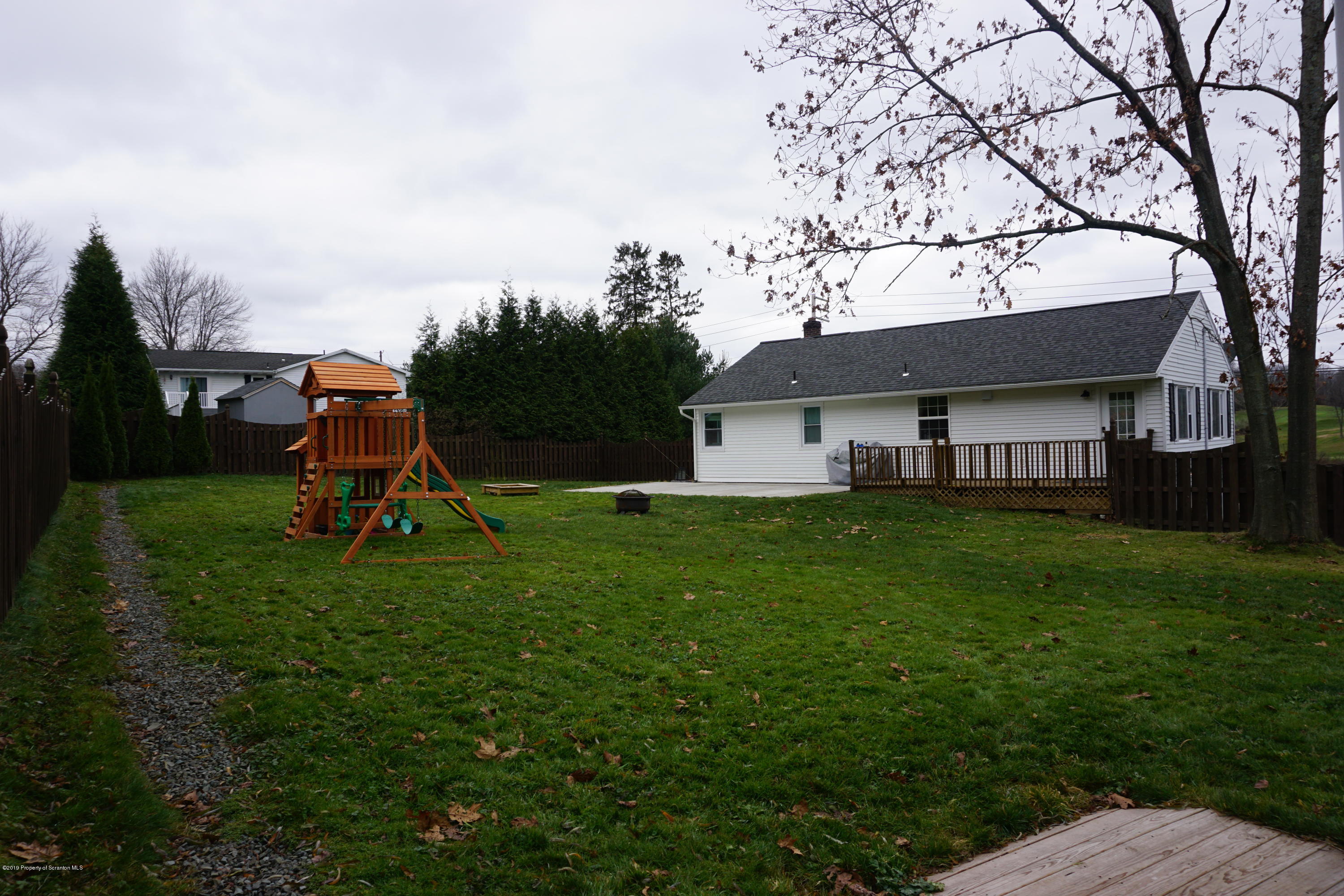 914 North Abington Road Clarks Summit, PA 18411 - Photo 9 of 41 Gallery Image 9