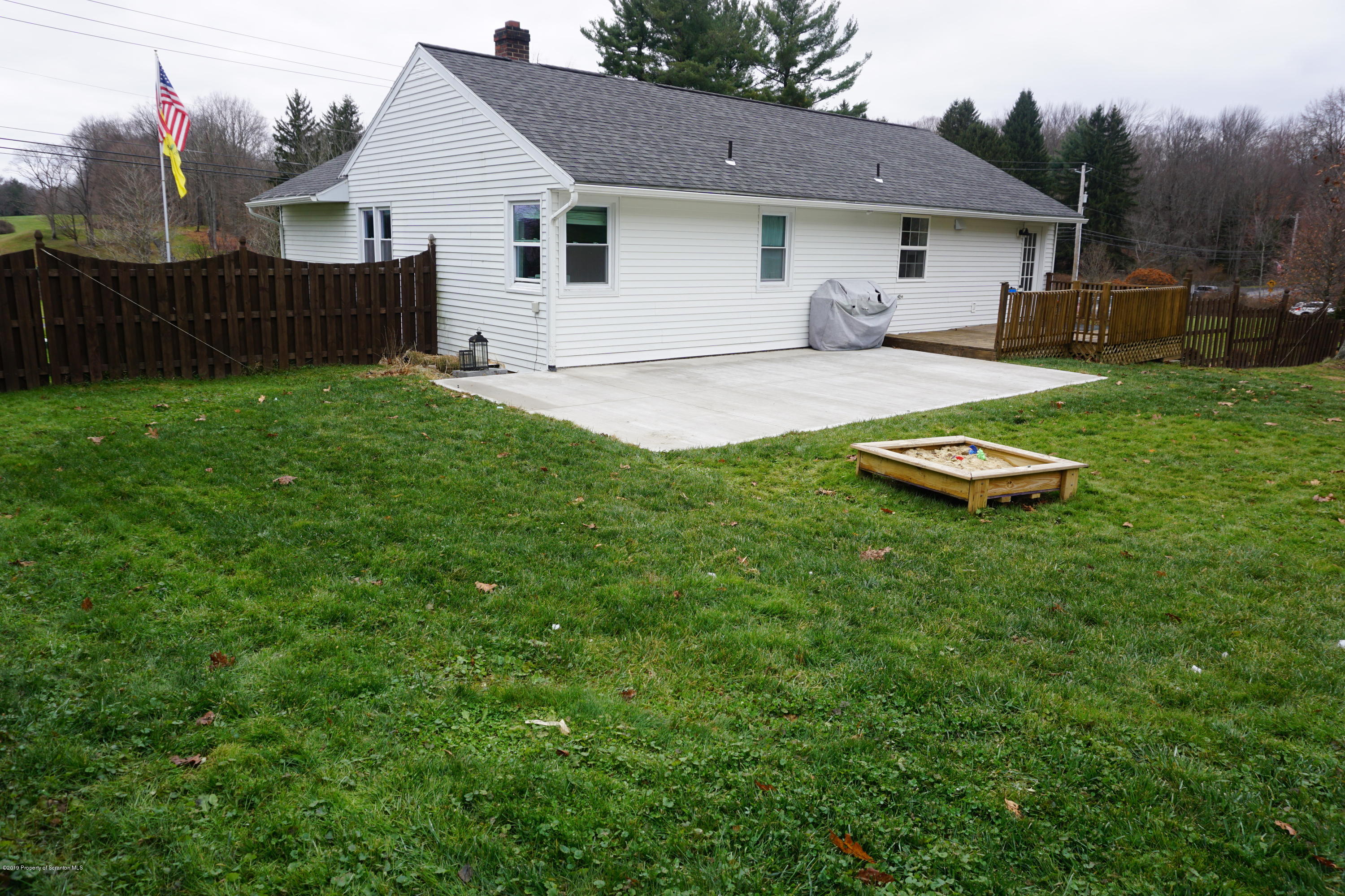 914 North Abington Road Clarks Summit, PA 18411 - Photo 10 of 41 Gallery Image 10