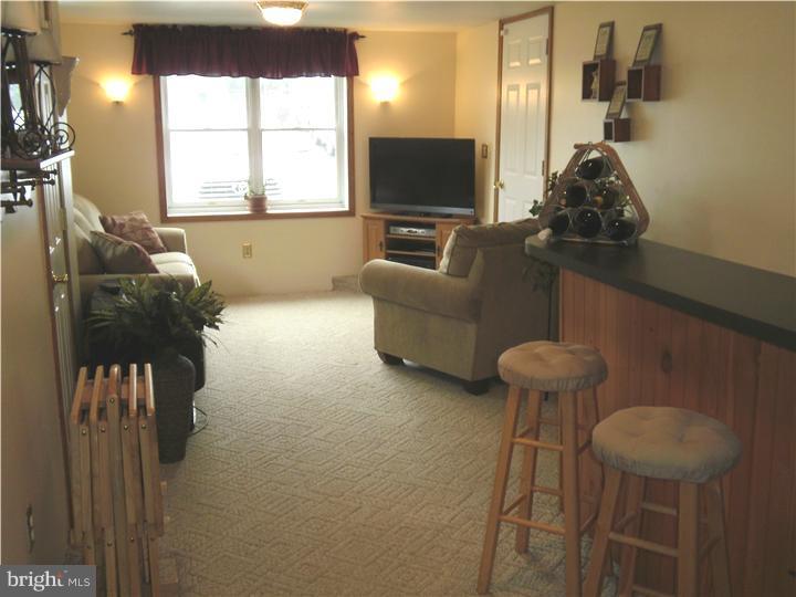 35 Merry Turn Road Levittown, PA 19056 - Photo 4 of 18 Family Room