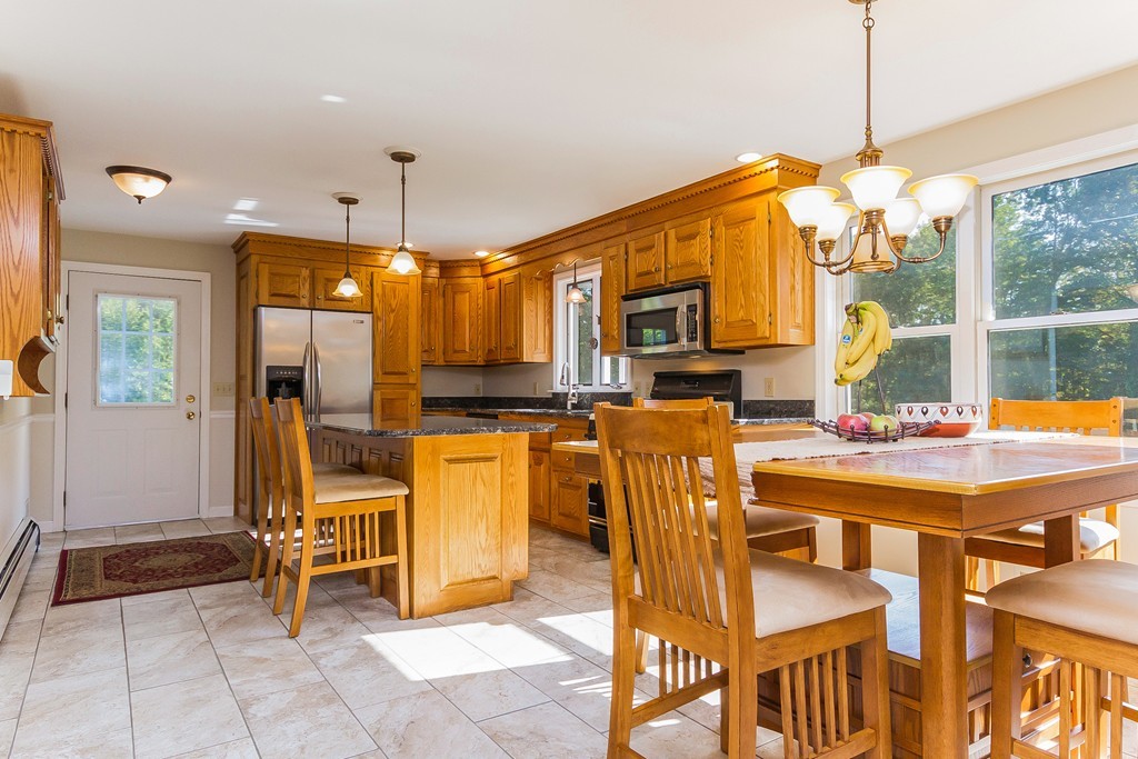 152 Fitchburg Road Townsend, MA 01469 - Photo 12 of 30