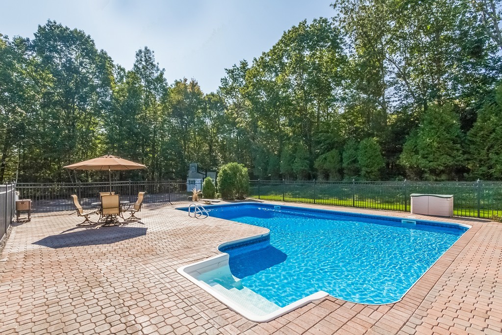 152 Fitchburg Road Townsend, MA 01469 - Photo 5 of 30