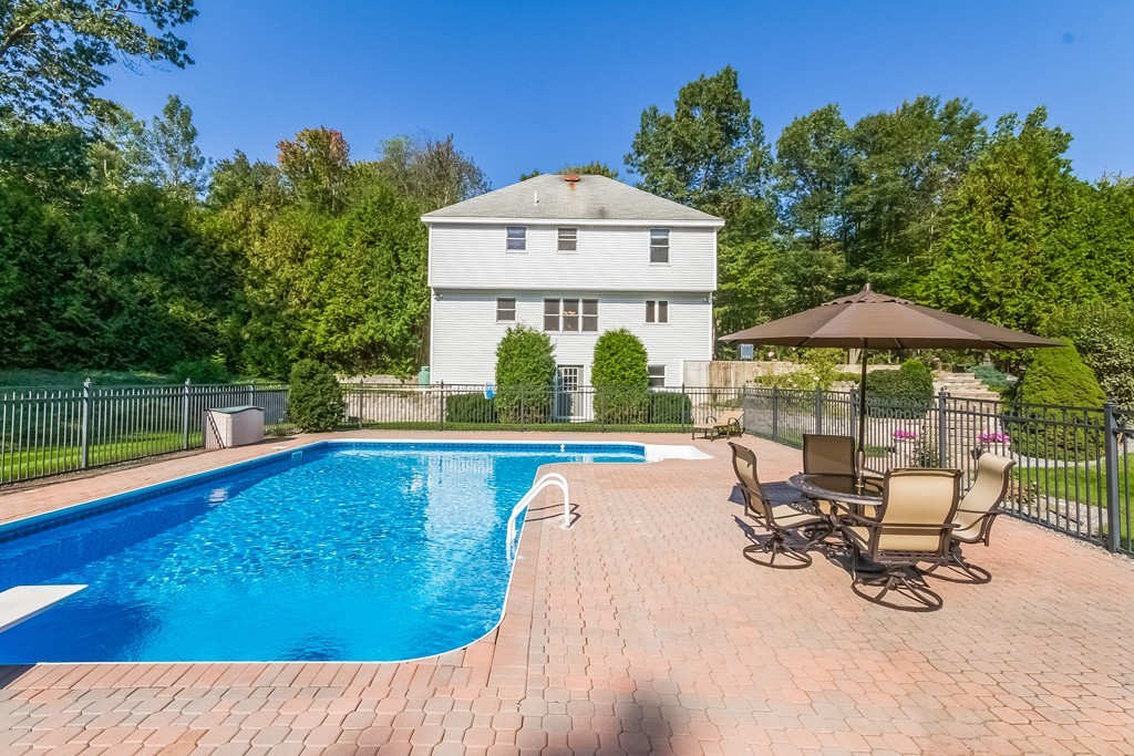 152 Fitchburg Road Townsend, MA 01469 - Photo 6 of 30