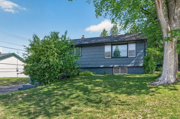 $374,900 | 765 Rose Place, Roseville, MN 55113