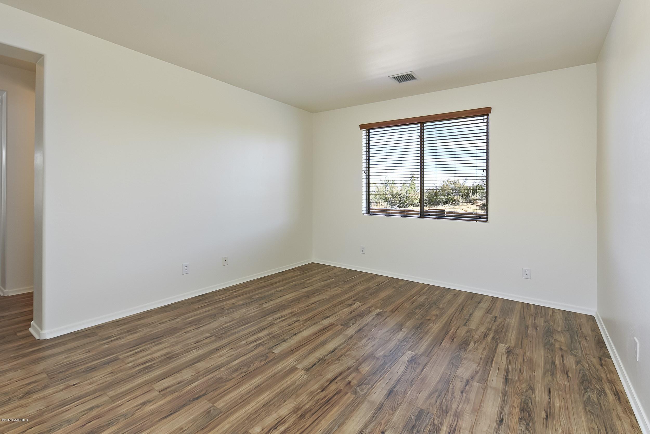 7453 East Beaver Valley Road Prescott Valley, AZ 86314 - Photo 11 of 30 011_Family Room