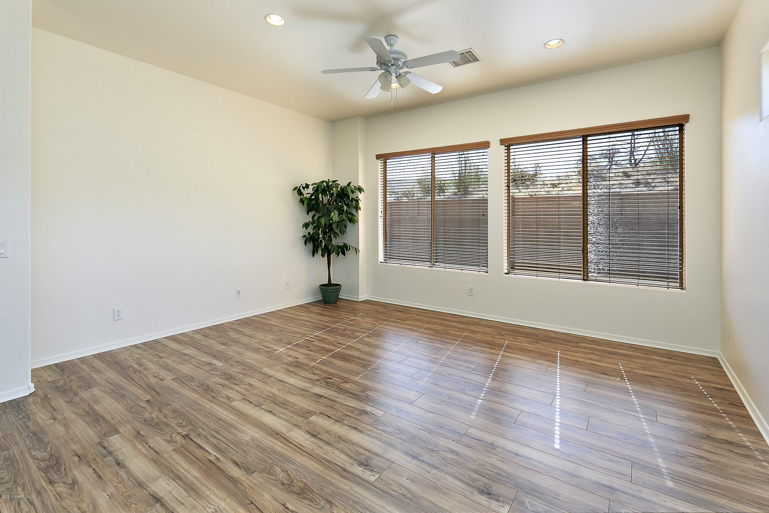 7453 East Beaver Valley Road Prescott Valley, AZ 86314 - Photo 5 of 30 005_Great Room