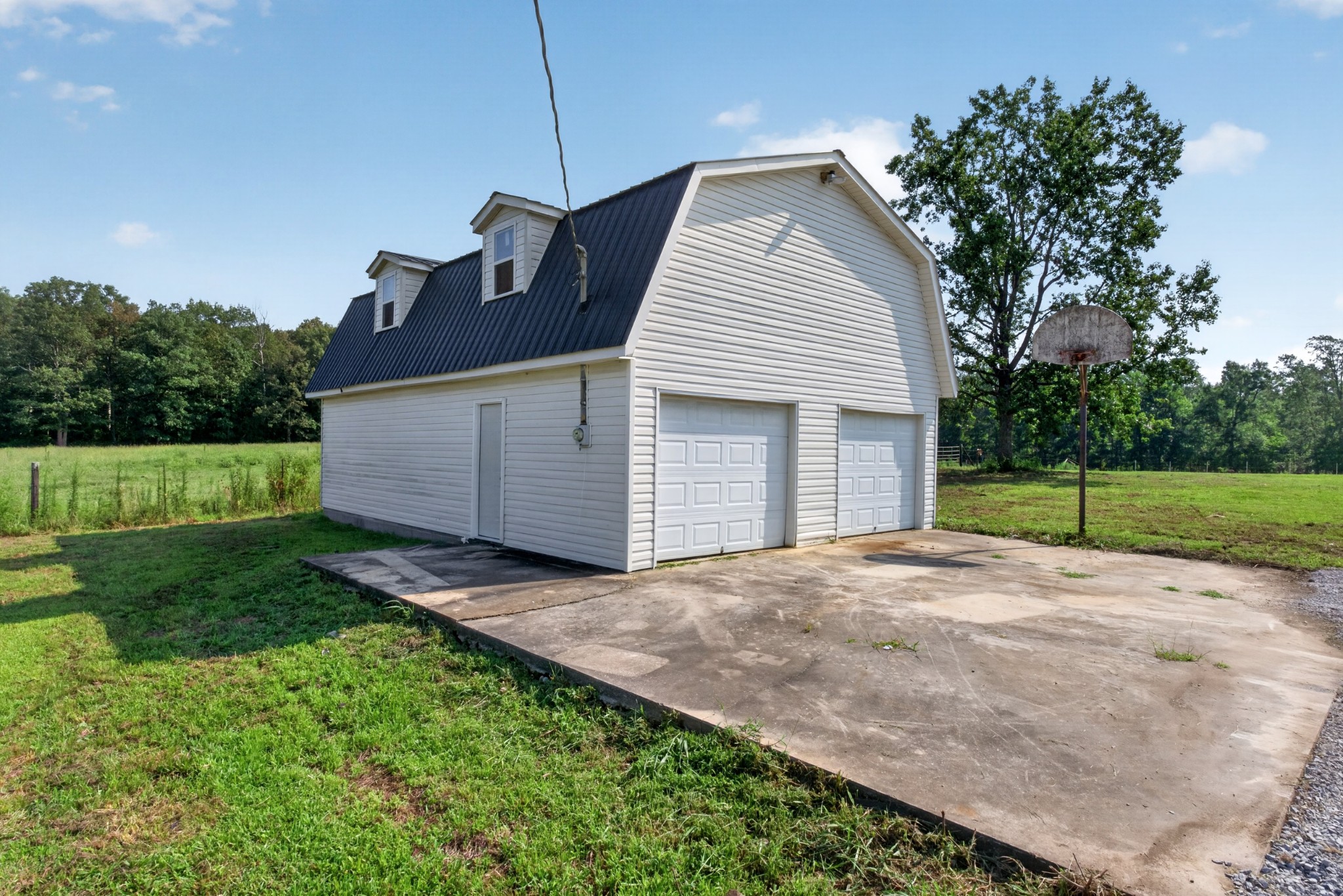 2054 Robinson Road Smithville, TN 37166 - Photo 29 of 53 Gallery Image 29