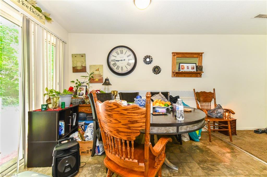 2002 Hummingbird Court High Point, NC 27265 - Photo 6 of 11