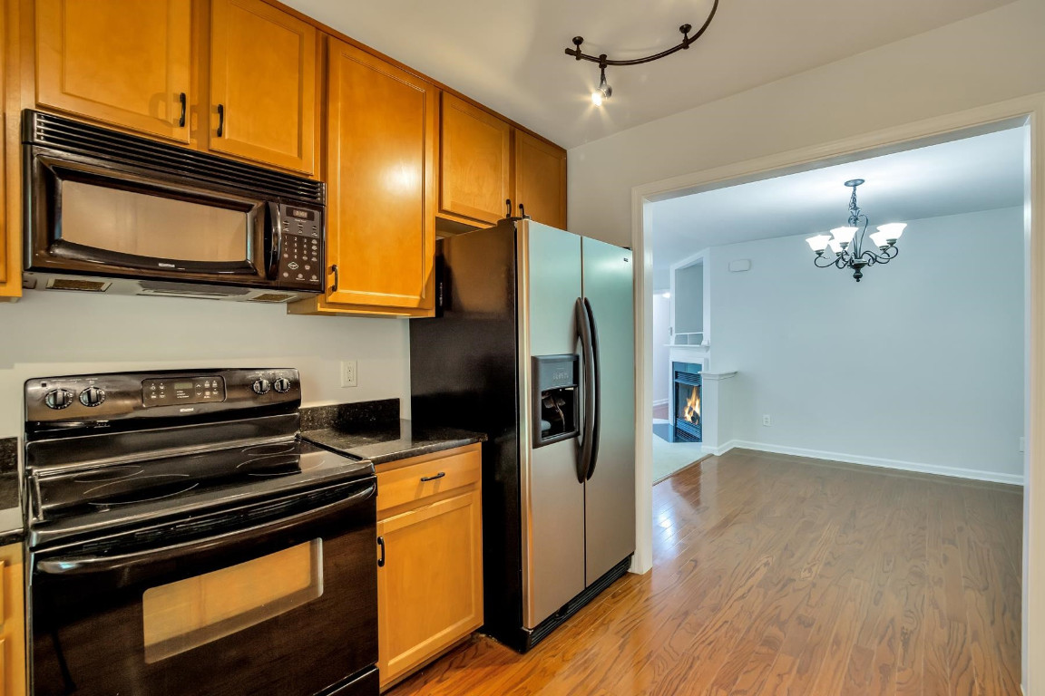 2114 Kedvale Avenue Raleigh, NC 27617 - Photo 8 of 25 Gallery Image 8