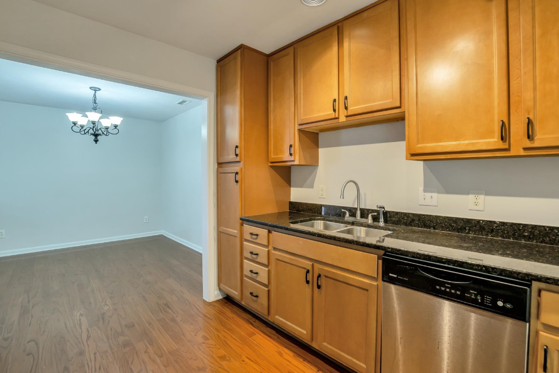 2114 Kedvale Avenue Raleigh, NC 27617 - Photo 10 of 25 Gallery Image 10