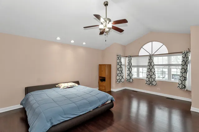 $310,000 | 1273 Dunamon Drive, Bartlett, IL 60103