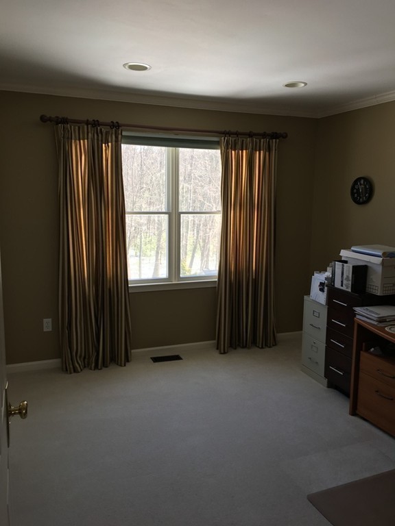 36 Hawthorne Road Shrewsbury, MA 01545 - Photo 18 of 25 Gallery Image 18