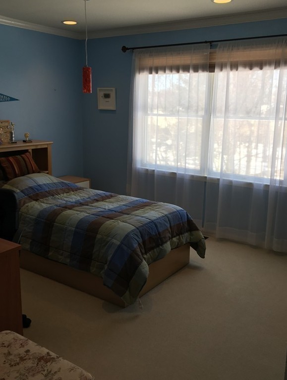 36 Hawthorne Road Shrewsbury, MA 01545 - Photo 20 of 25 Gallery Image 20