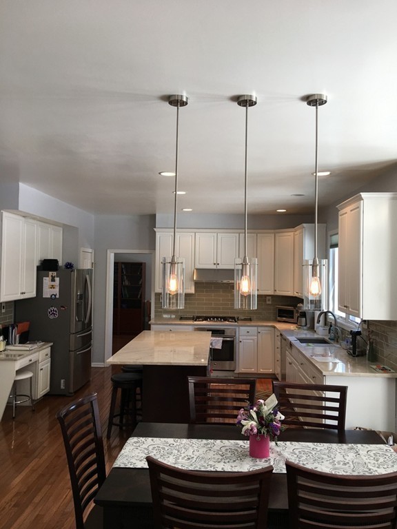 36 Hawthorne Road Shrewsbury, MA 01545 - Photo 2 of 25 Gallery Image 2