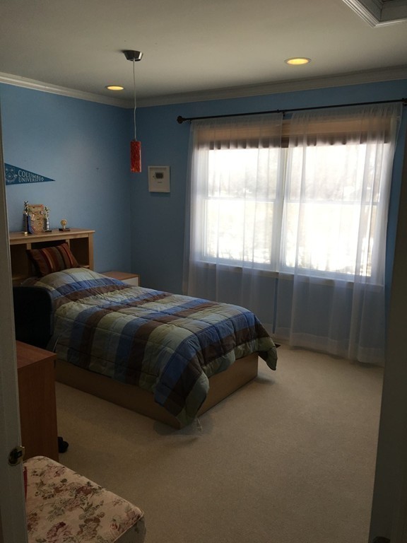 36 Hawthorne Road Shrewsbury, MA 01545 - Photo 21 of 25 Gallery Image 21