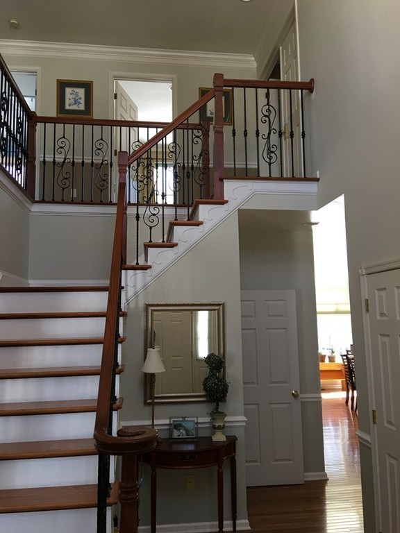 36 Hawthorne Road Shrewsbury, MA 01545 - Photo 8 of 25 Gallery Image 8