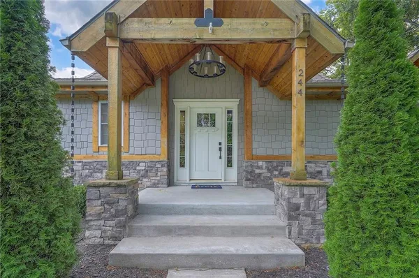 $799,000 | 244 Winnebago Drive, Lake Winnebago, MO 64034