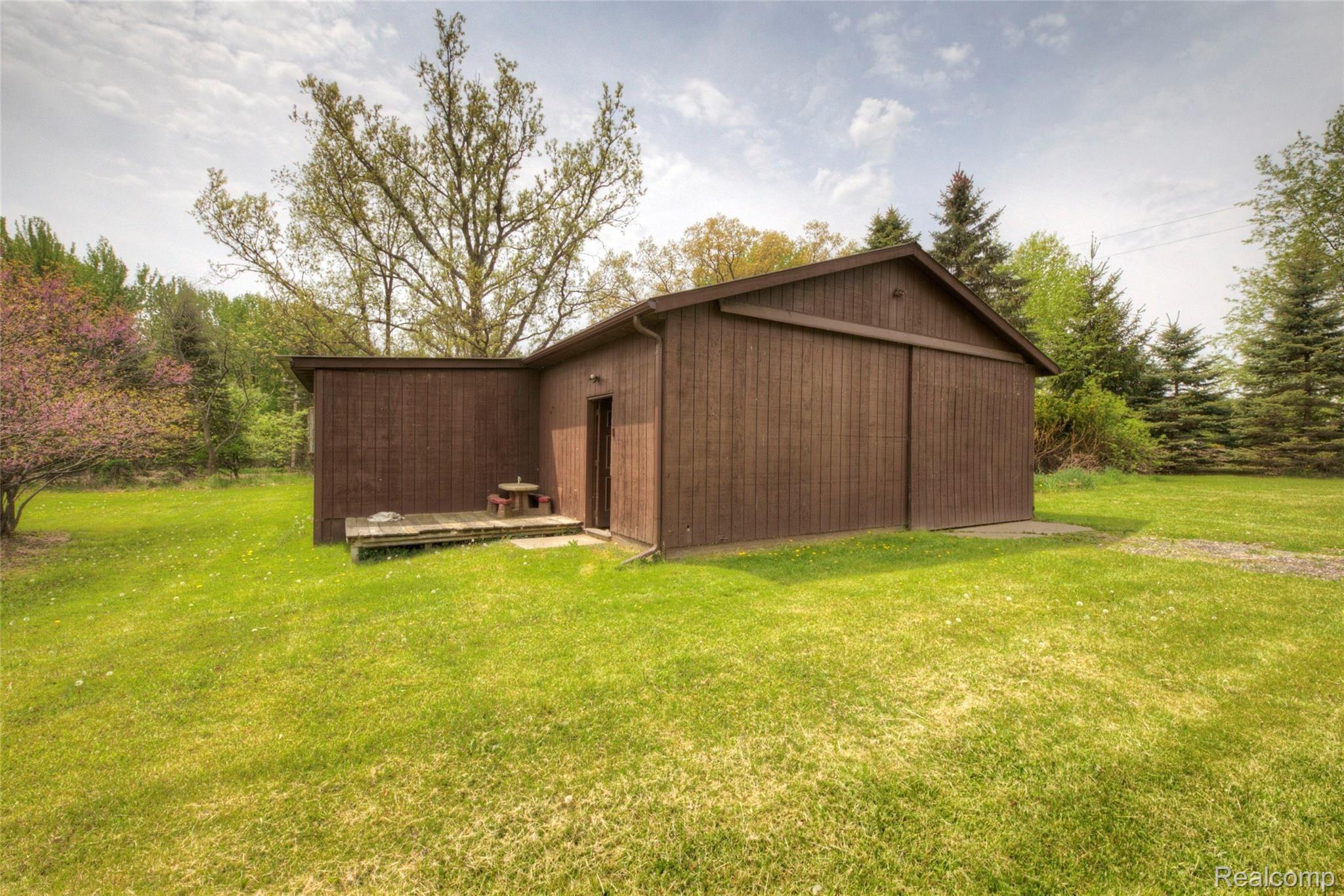 Pole Barn.jpg