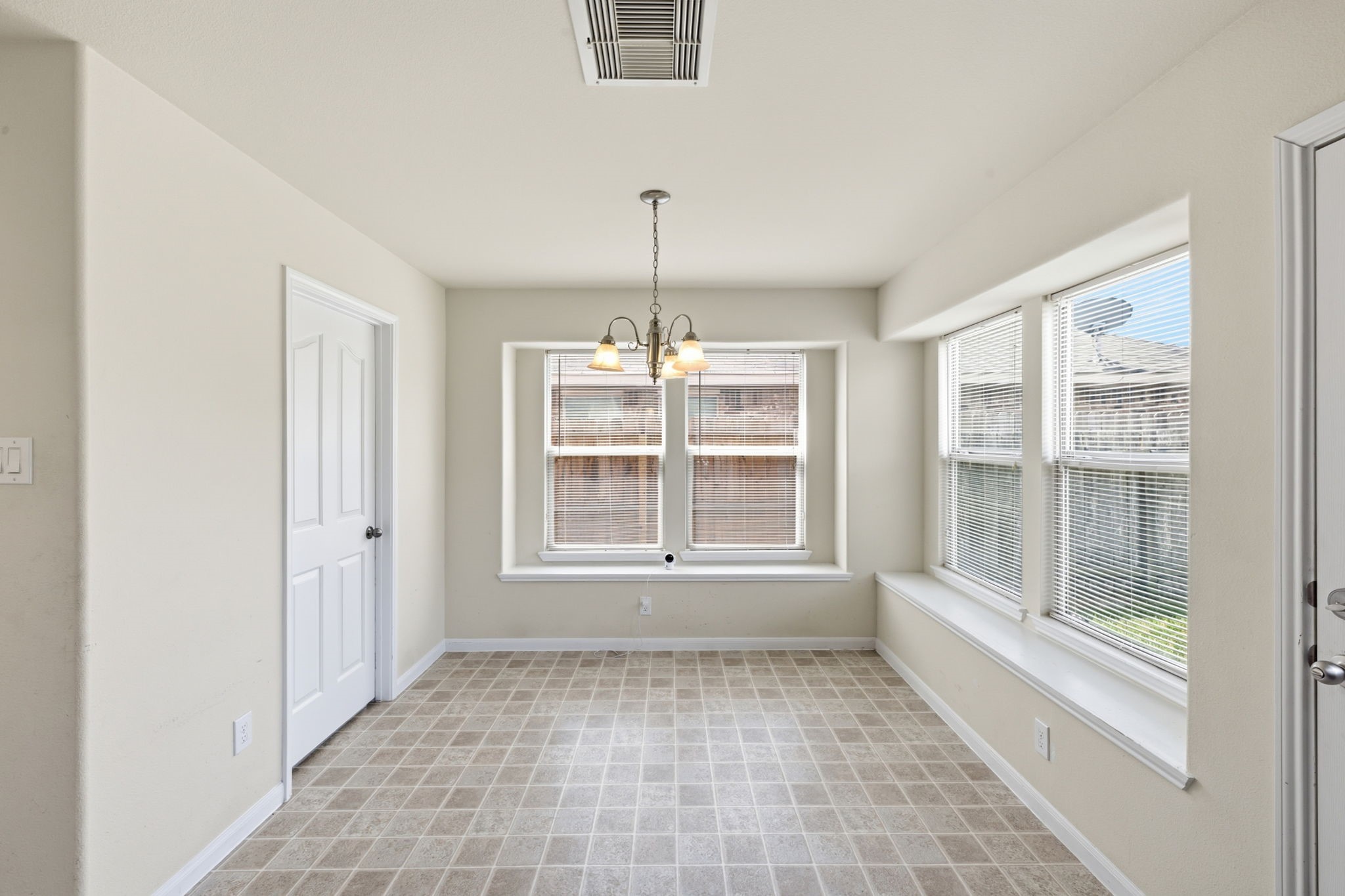 2623 Leopard Court Katy, TX 77449 - Photo 17 of 50