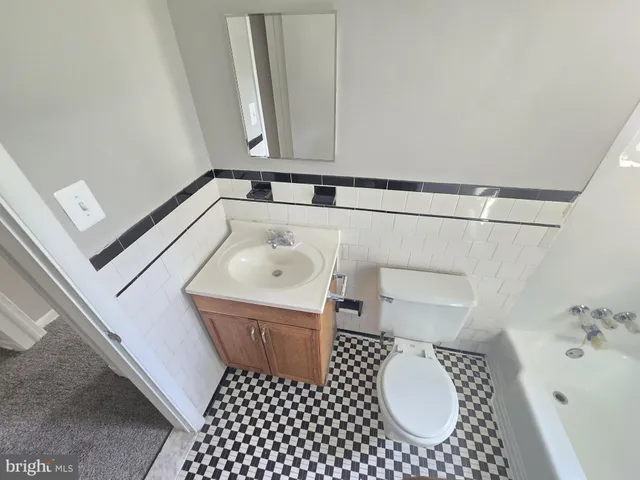 $975 | 5122 Plainfield Avenue, Unit 2, Baltimore, MD 21206