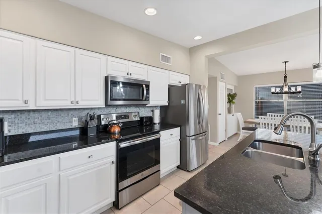 $5,500 | 2408 Colgate Avenue, Bradenton, FL 34207