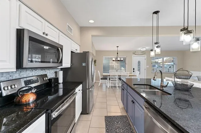 $5,500 | 2408 Colgate Avenue, Bradenton, FL 34207