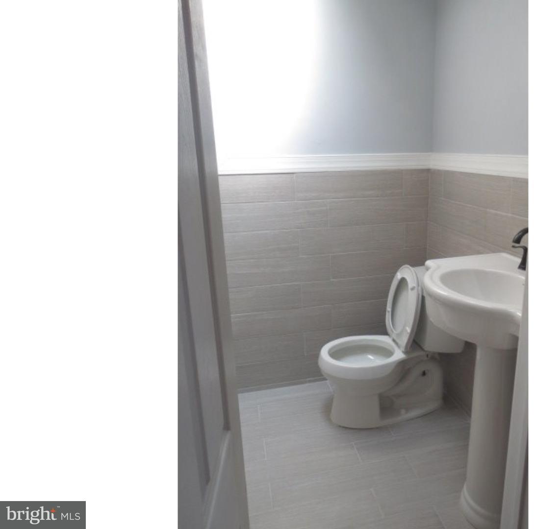 1353 Pennington Road Philadelphia, PA 19151 - Photo 12 of 24 Gallery Image 12