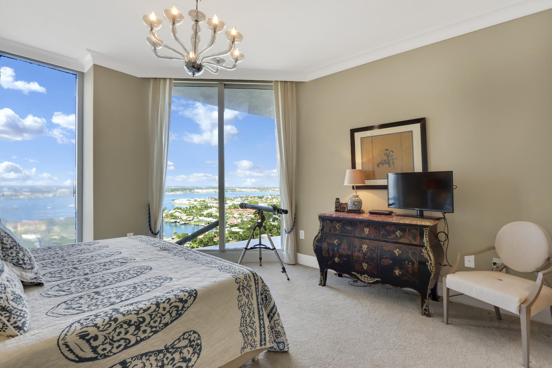 2700 North Ocean Drive, Unit 1806B Singer Island, FL 33404 - Photo 10 of 46 Ritz 1806B