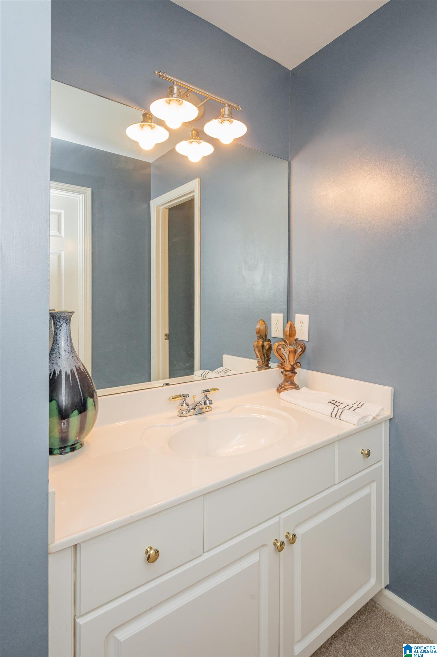 124 Windsor Lane Pelham, AL 35124 - Photo 39 of 50