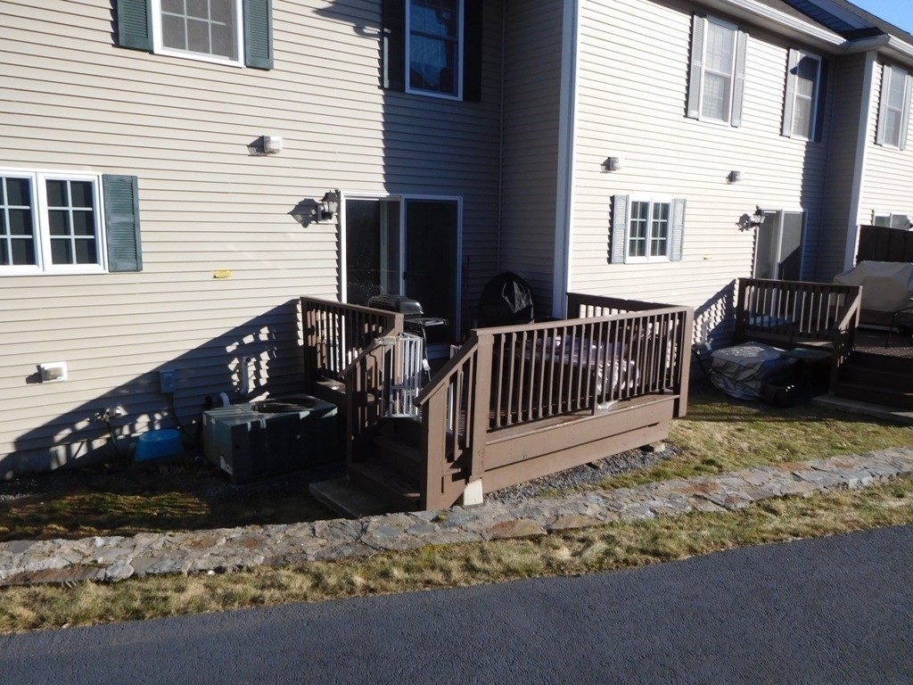 530 Mammoth Road, Unit 48 Dracut, MA 01826 - Photo 2 of 17