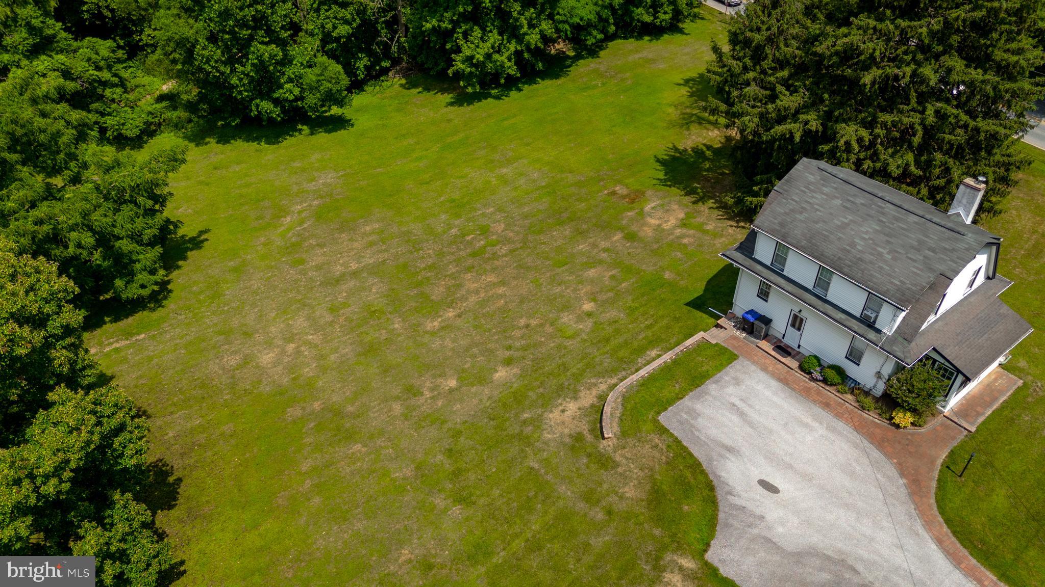 31 Old State Road Berwyn, PA 19312 - Photo 4 of 23