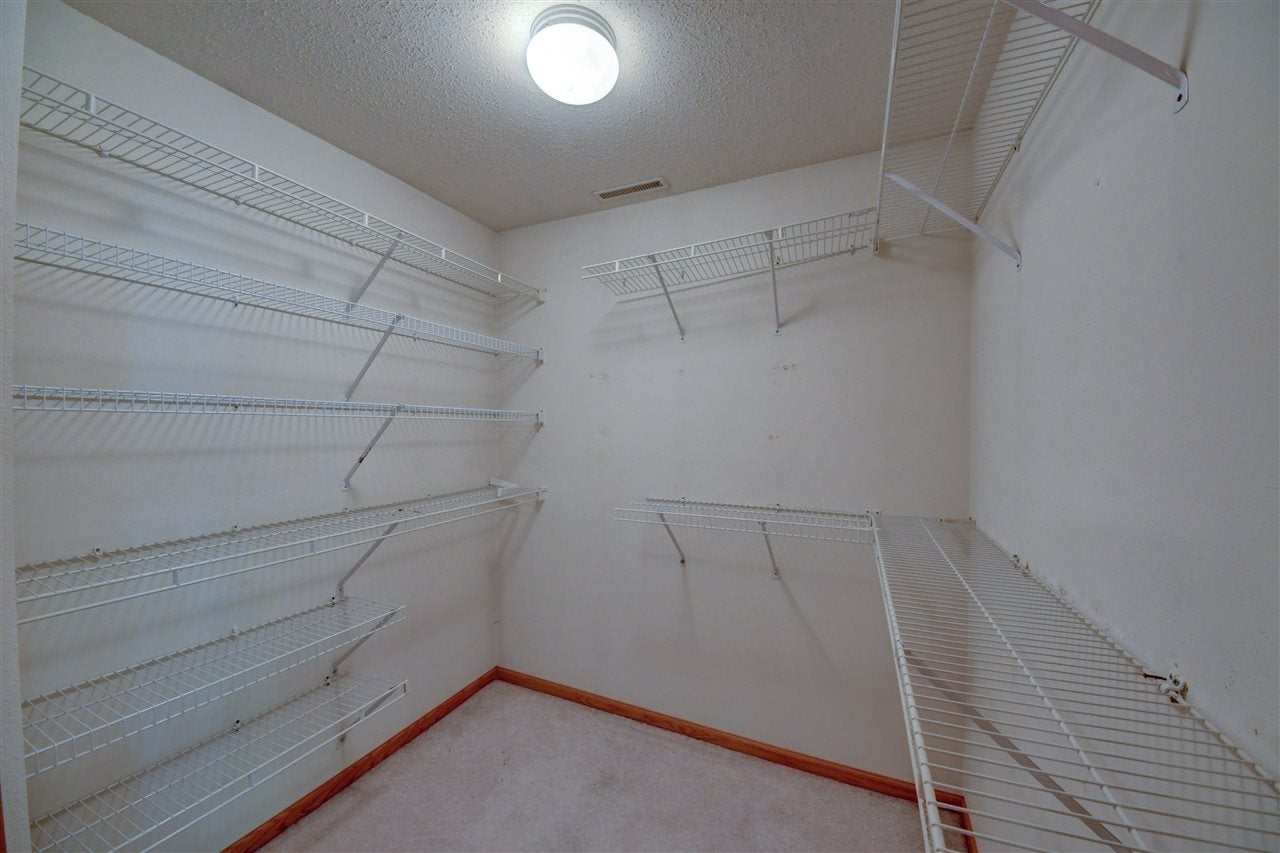 4909 North Willowbend Road Northeast Cedar Rapids, IA 52411 - Photo 33 of 43 Gallery Image 33