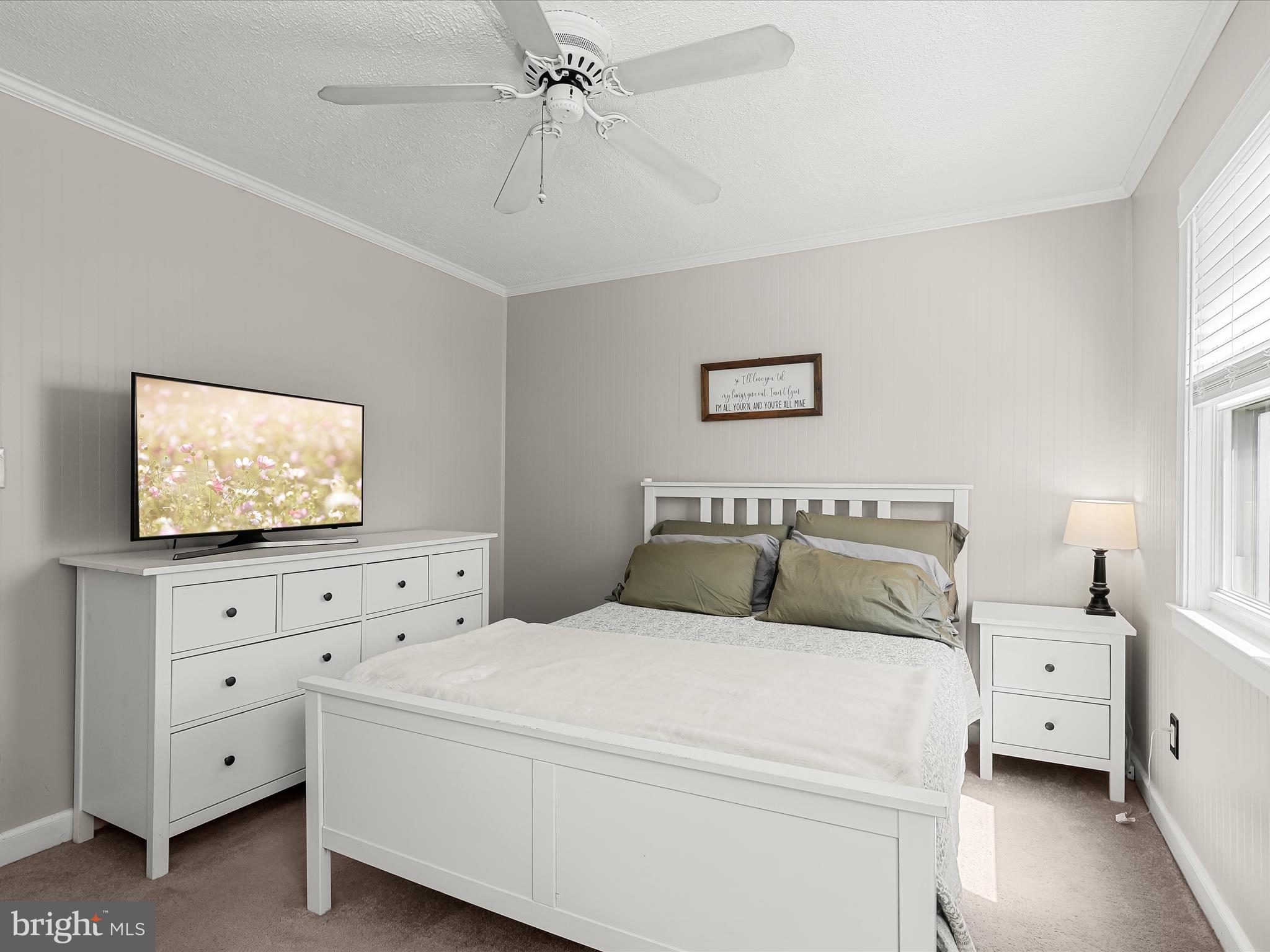 8372 Hillendale Road Parkville, MD 21234 - Photo 20 of 56 Primary Bedroom