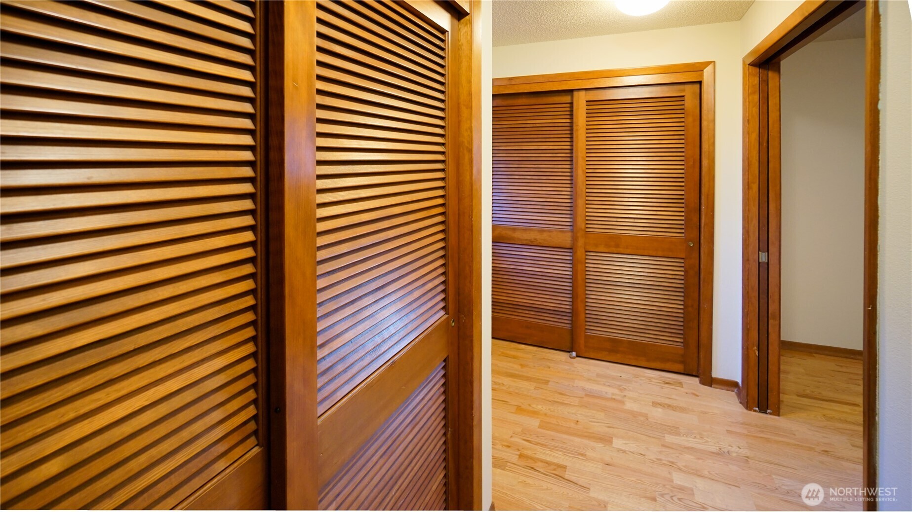 16902 28th Avenue Southwest Burien, WA 98166 - Photo 15 of 37