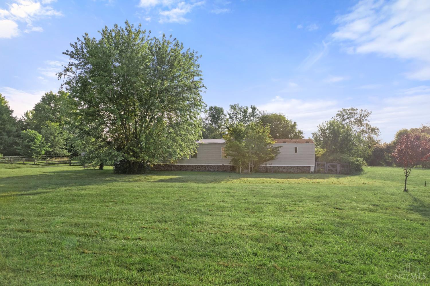 7620 Lyons Road Georgetown, OH 45121 - Photo 5 of 24