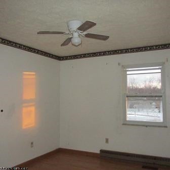 2413 Bunner Ridge Road Fairmont, WV 26554 - Photo 7 of 13 Gallery Image 7