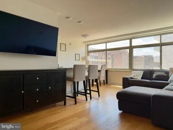 $4,200 | 2401 H Street Northwest, Unit 704, Washington, DC 20037