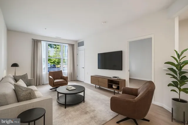 $222,002 | 14241 Kings Crossing Boulevard, Unit 108, Boyds, MD 20841