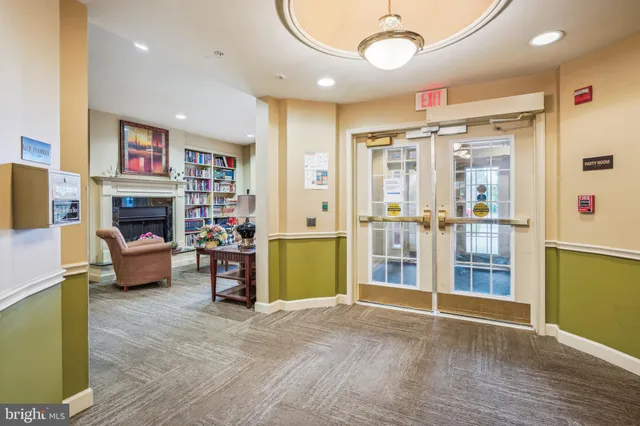 $222,002 | 14241 Kings Crossing Boulevard, Unit 108, Boyds, MD 20841