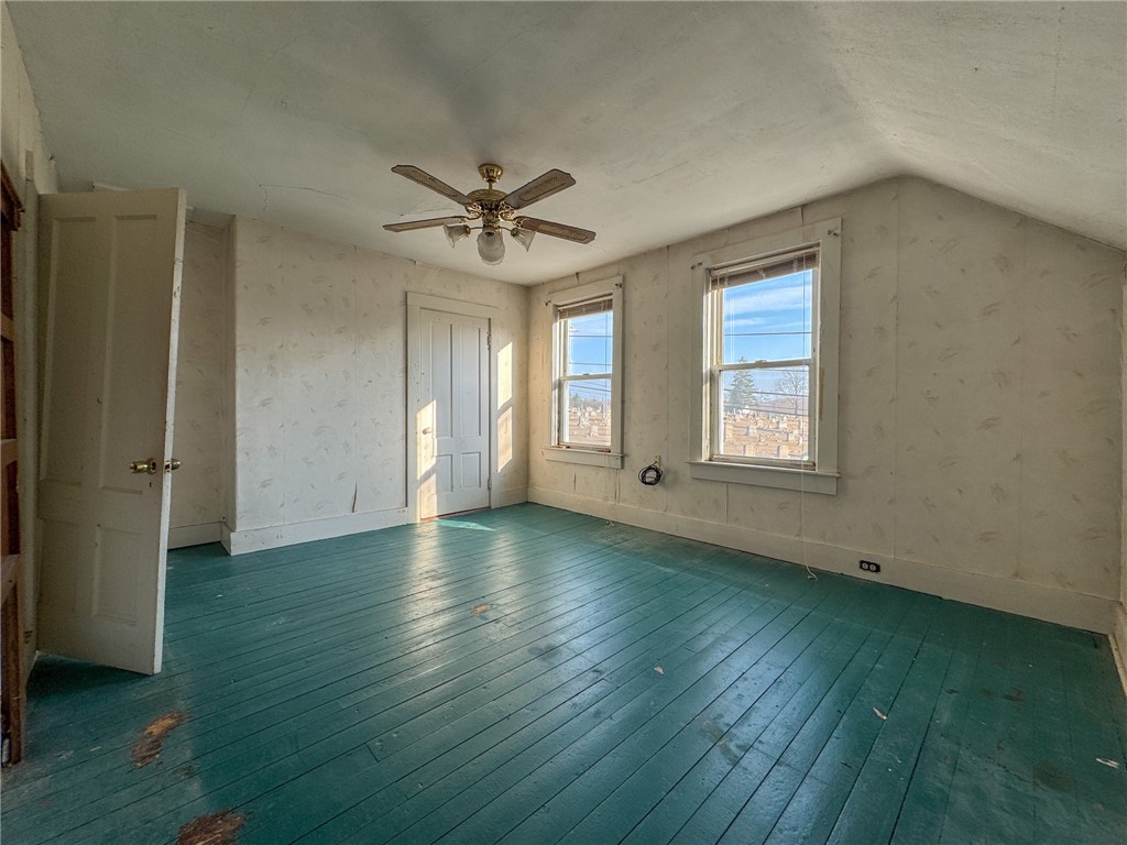 34 Smithfield Road Woonsocket, RI 02895 - Photo 10 of 25