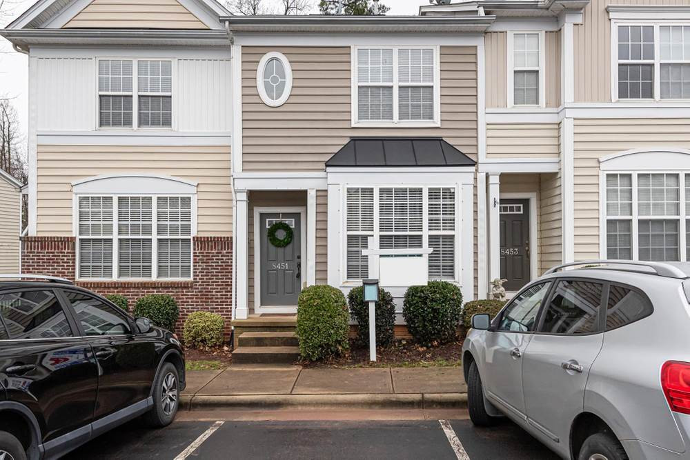 Close proximity to Crabtree, Brier Creek Commons, RDU, RTP, 540, and 440. Exterior Front