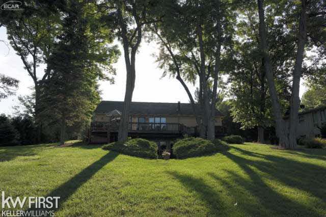 10169 Carmer Road Fenton, MI 48430 - Photo 31 of 49 21202203-30.JPG