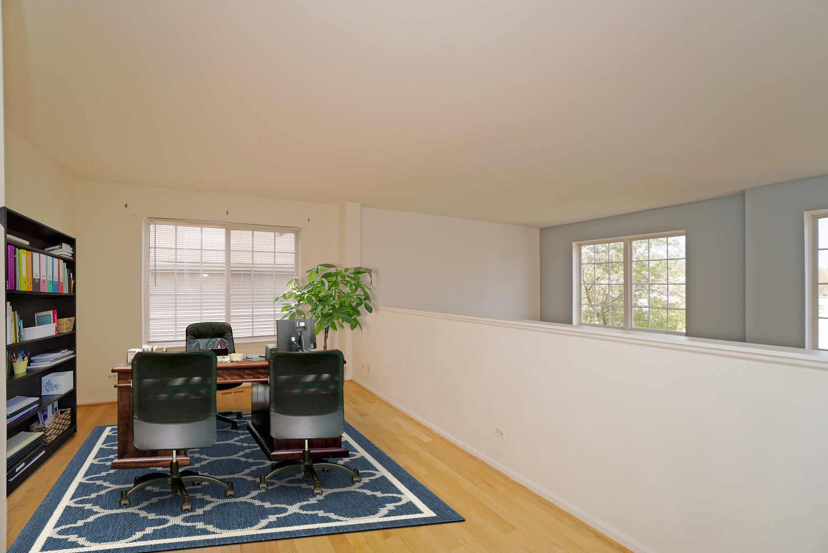 1910 Avalon Drive Wheeling, IL 60090 - Photo 12 of 36 a workspace with furniture