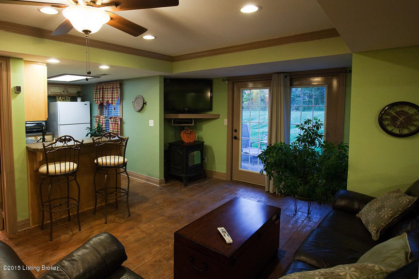 5117 Fox Run Road Buckner, KY 40010 - Photo 25 of 27 In-Law Suite or Separate APT.