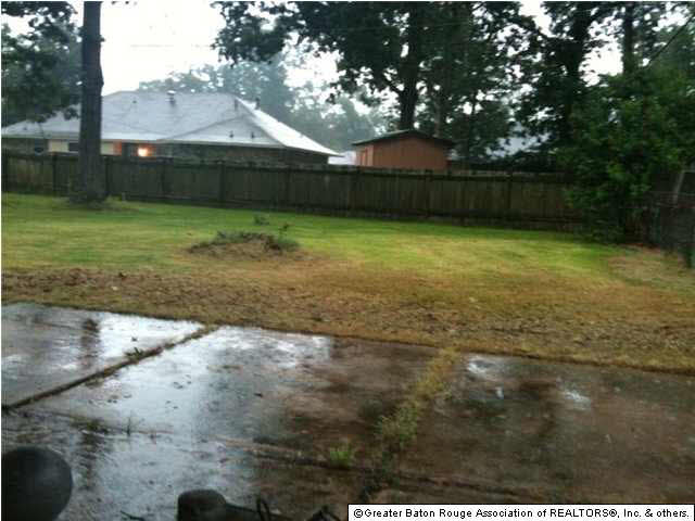 9580 Rustling Oaks Drive Baton Rouge, LA 70818 - Photo 8 of 10