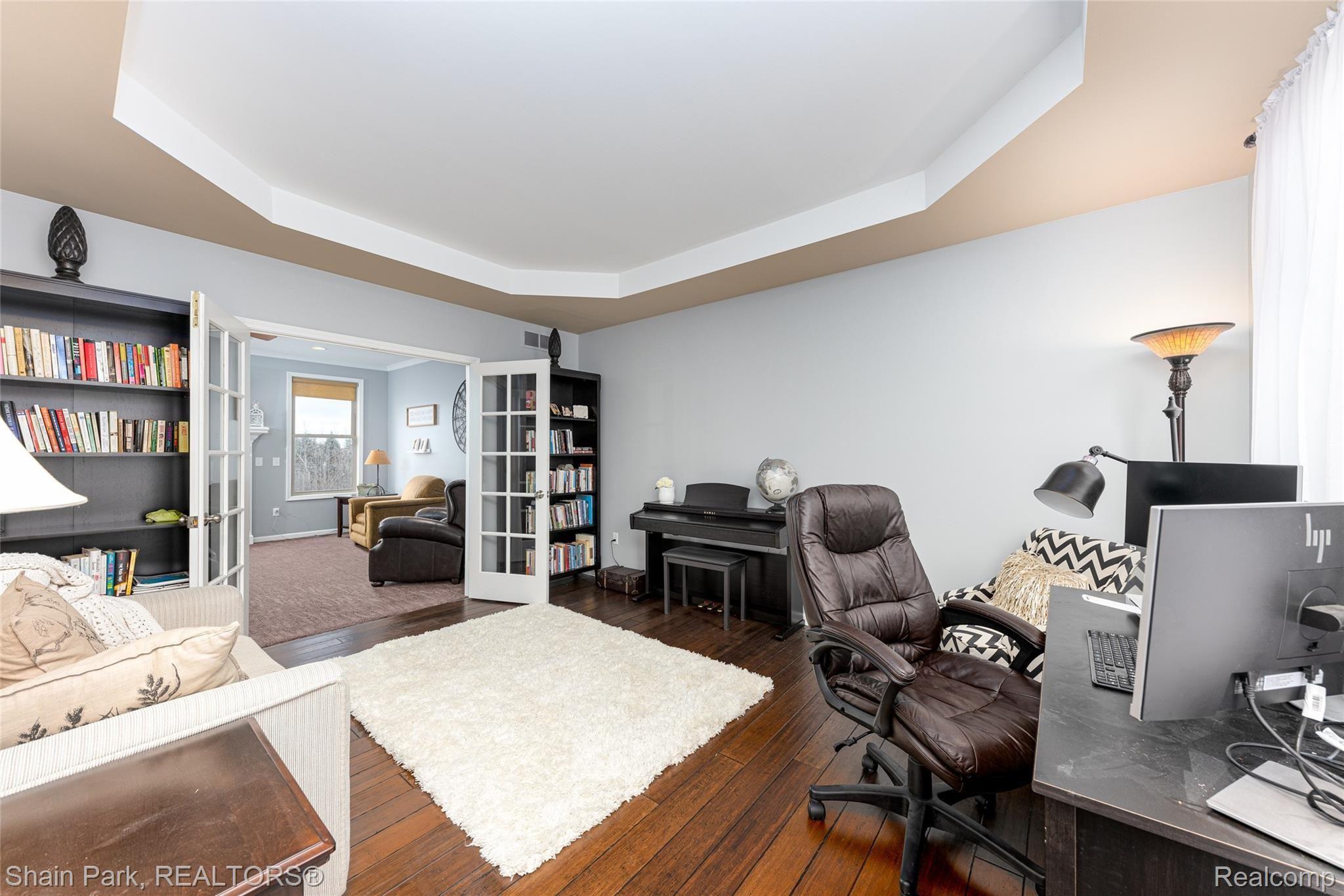 196 Londonderry Lane Rochester, MI 48306 - Photo 11 of 55 Den/Office with Pan ceiling